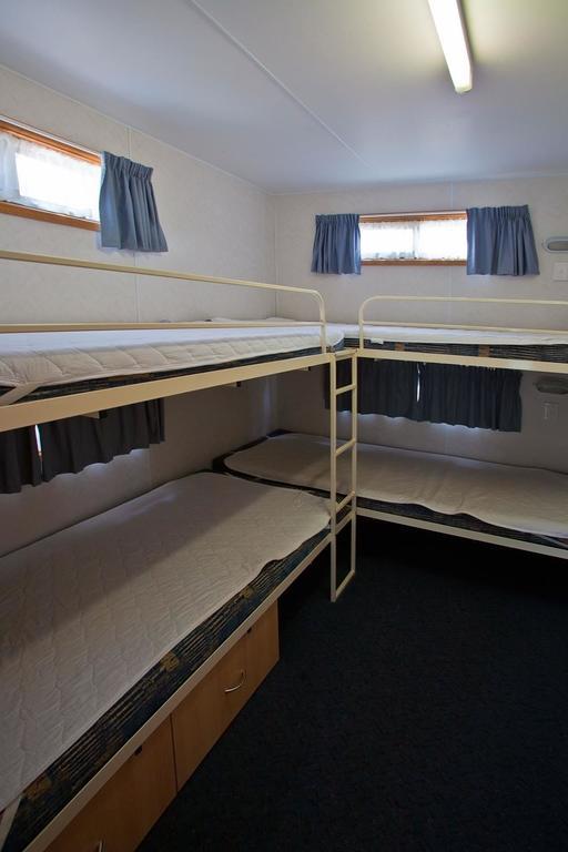 Wagga Wagga Beach Caravan Park Hotel Quarto foto